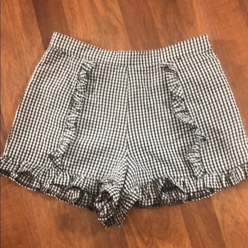 Gingham Highwaist Shorts - Size L